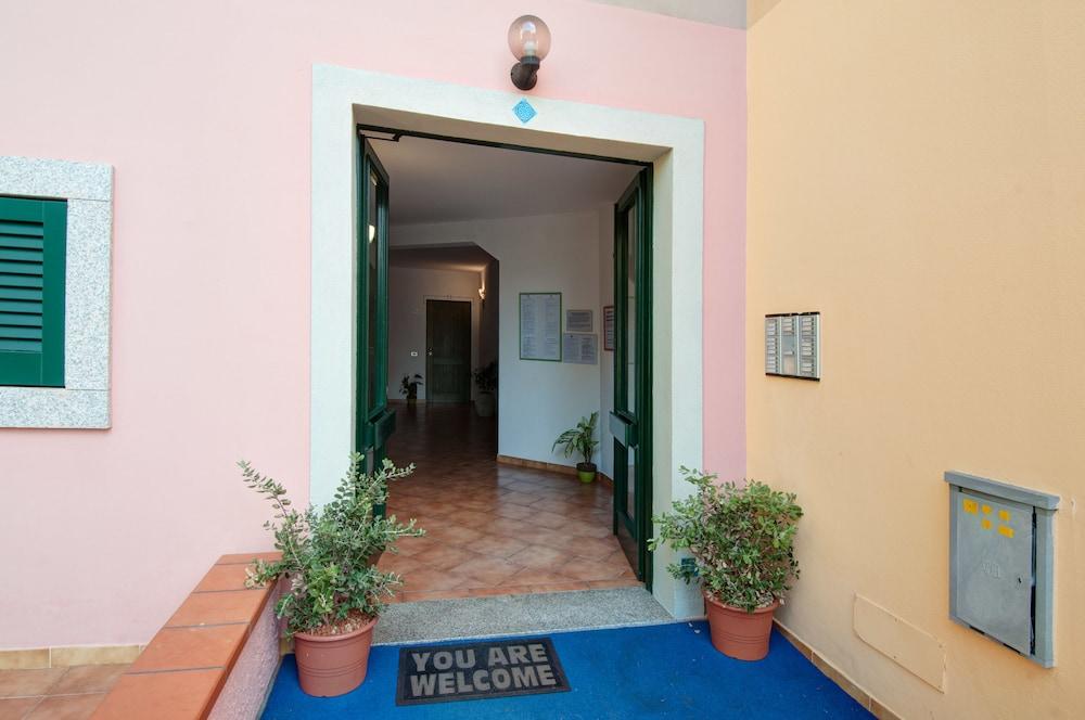 Residence Le Pavoncelle Santa Teresa Gallura Zewnętrze zdjęcie