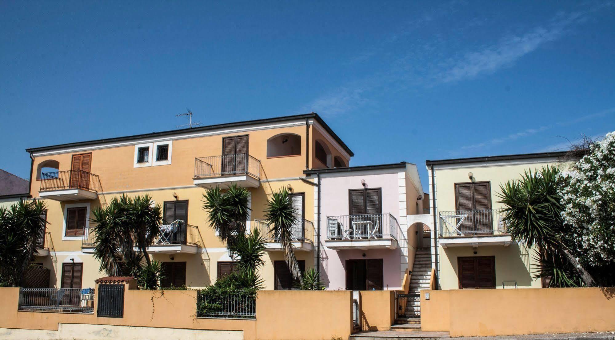 Residence Le Pavoncelle Santa Teresa Gallura Zewnętrze zdjęcie